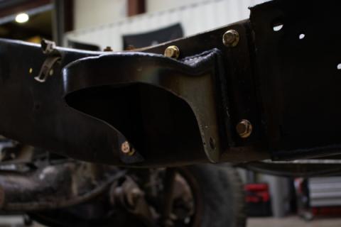 Rust Buster Front Cab Mount For 1981-1987 Chevy & GMC C/K Series RB7372